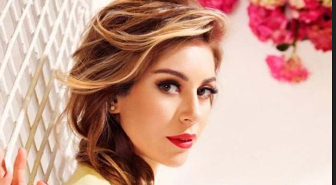 Sinem Kobal kendini işe verecek Sinem Kobal kendini işe verecek