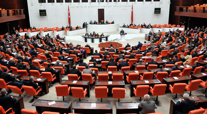 AK Parti'den "Yurtdışı milletvekilliği" teklifi AK Parti'den "Yurtdışı milletvekilliği" teklifi