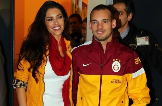 Sneijder emlak zengini çıktı! Sneijder emlak zengini çıktı!