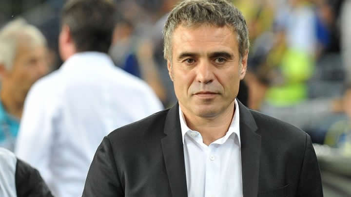 Fenerbahçeliler Ersun Yanal'a yalvardı! Fenerbahçeliler Ersun Yanal'a yalvardı!