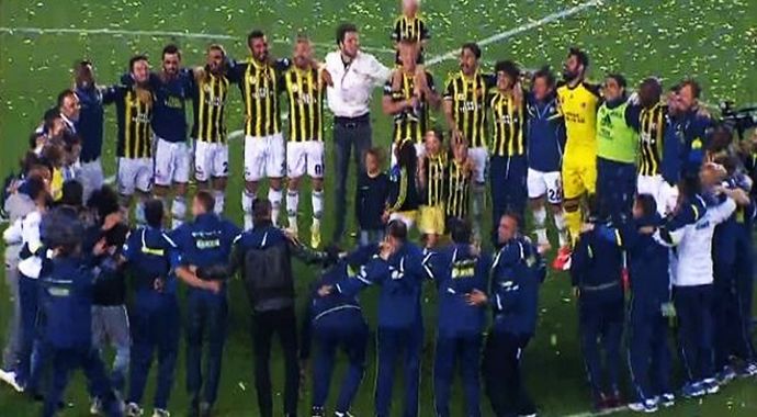 Fenerbahçe'de çifte Şampiyon'luk Fenerbahçe'de çifte Şampiyon'luk