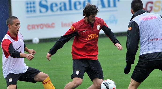 Galatasaray'da durmak yok! Galatasaray'da durmak yok!