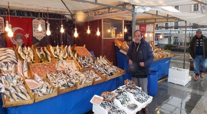 Sezon kapandı, balık fiyatları uçtu Sezon kapandı, balık fiyatları uçtu