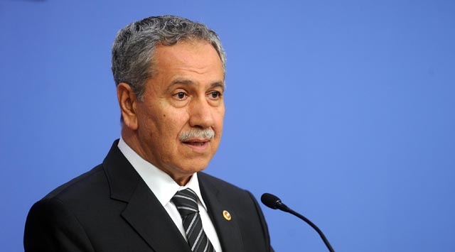 Arınç: Şu an için tek aday Gül Arınç: Şu an için tek aday Gül