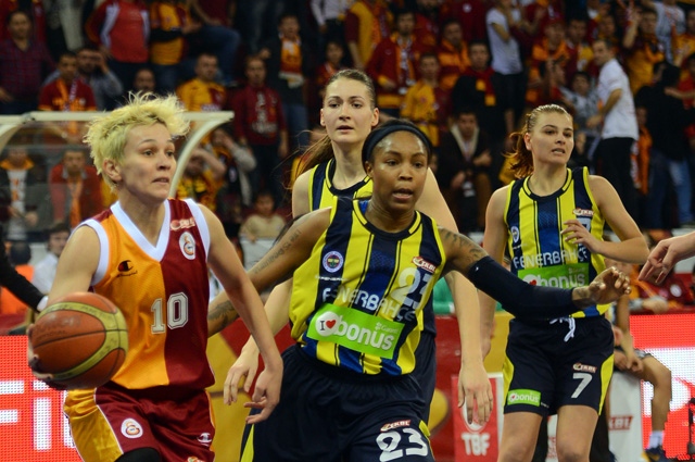 Galatasaray 13 yıllık hasretini bitirmek istiyor!