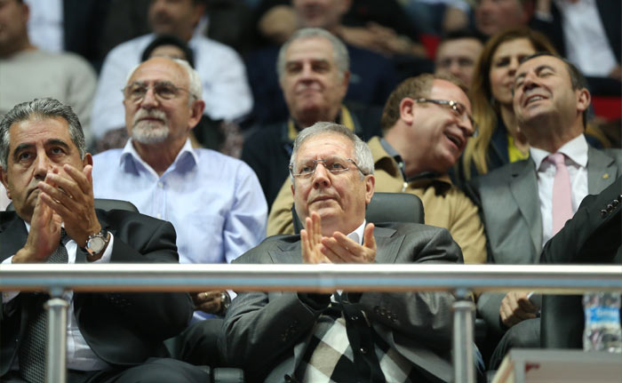 Fenerahçe kaybetti, Aziz Yıldırım çılgına döndü! Fenerahçe kaybetti, Aziz Yıldırım çılgına döndü!