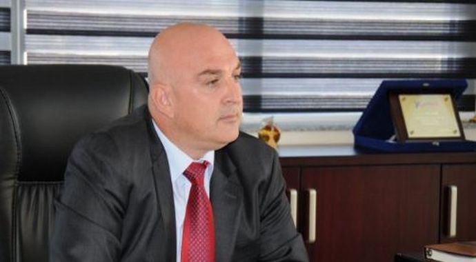Belediye Başkan Yardımcısı'na silahlı saldırı Belediye Başkan Yardımcısı'na silahlı saldırı