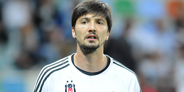 Tolga Zengin: "Şampiyonlar Ligi'ni istiyoruz" Tolga Zengin: "Şampiyonlar Ligi'ni istiyoruz"