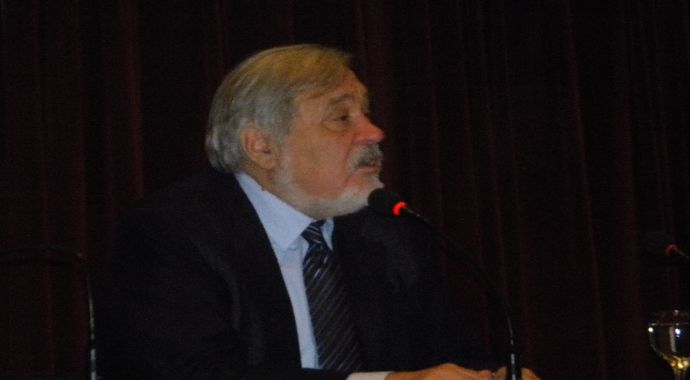 İlber Ortaylı &quot;Balkan Tarihi Sorunsalı&quot;nı anlattı