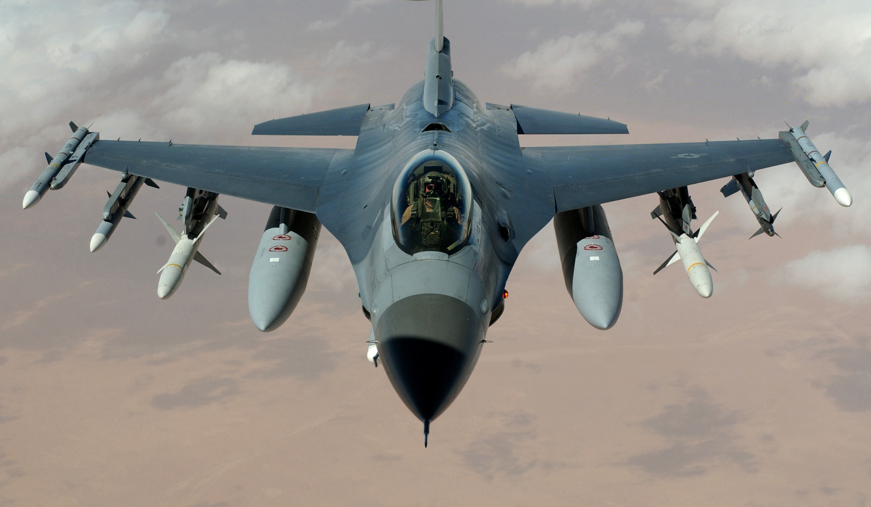 Suriye'den F-16'lara taciz! Suriye'den F-16'lara taciz!