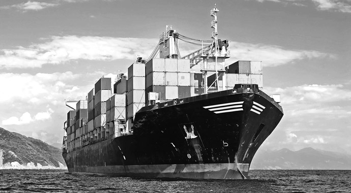 Dış ticaret açığı daralıyor Dış ticaret açığı daralıyor