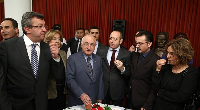 Cemil Çiçek: Kılıçdaroğlu&#039;na saygısızlık yapıldı