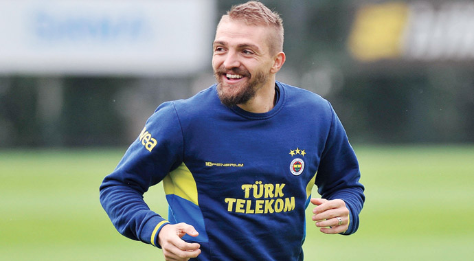 Caner'e ada göründü
