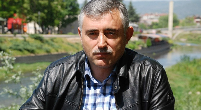 Çalışmadan 5 bin lira almaya daha fazla dayanamadı! İşte sebebi Çalışmadan 5 bin lira almaya daha fazla dayanamadı! İşte sebebi