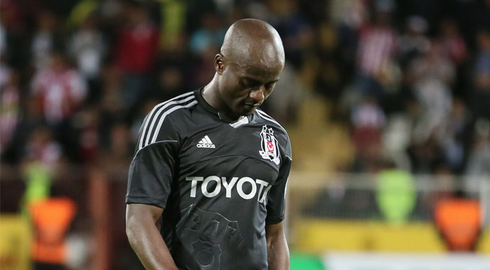 Beşiktaş sıcak saatlar! Dany'den sonra Escude de isyan etti.. Beşiktaş sıcak saatlar! Dany'den sonra Escude de isyan etti..