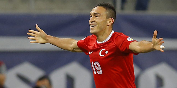 Mevlüt Erdinç transferinde Fenerbahçe'yi söke eden açıklama Mevlüt Erdinç transferinde Fenerbahçe'yi söke eden açıklama