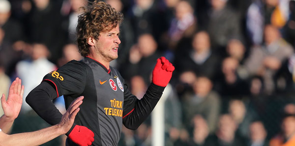 Atletico Madrid'in gözü Galatasaray'ı futbolcuda! Atletico Madrid'in gözü Galatasaray'ı futbolcuda!