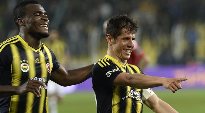 Emre: Trabzon'da halay çekiyorduk