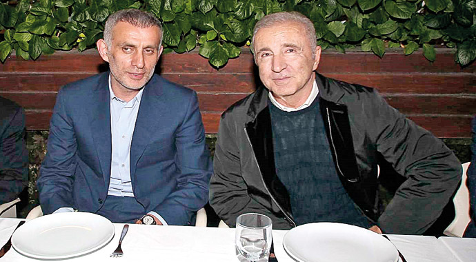 İbrahim Hacıosmanoğlu&#039;ndan Galatasaray&#039;a yemek