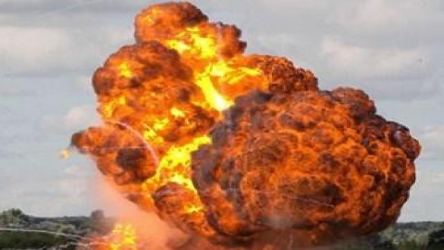 Hakkari'de patlama; 2 Kişi yaralandı Hakkari'de patlama; 2 Kişi yaralandı
