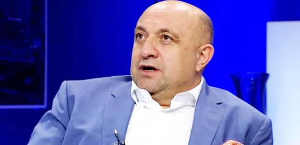 Sinan Engin: Ersan Gülüm'ün parmağı kesilebilir Sinan Engin: Ersan Gülüm'ün parmağı kesilebilir