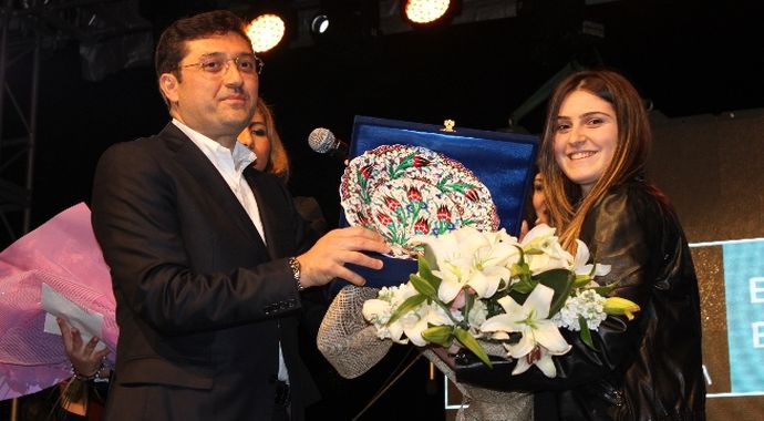 'Yılın annesi' seçildi 'Yılın annesi' seçildi