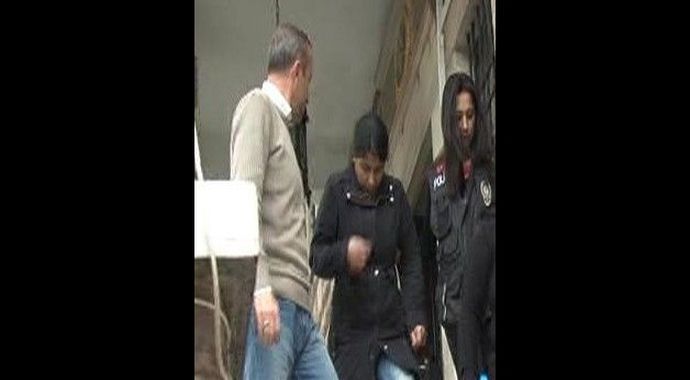 Anneler Günü'nde satılık bebek skandalı! Anneler Günü'nde satılık bebek skandalı!