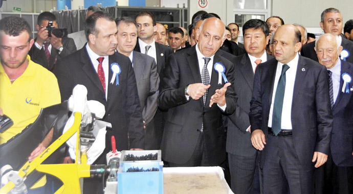 İzmit'e 50 milyon dolarlık otomotiv yatırımı yapıldı İzmit'e 50 milyon dolarlık otomotiv yatırımı yapıldı