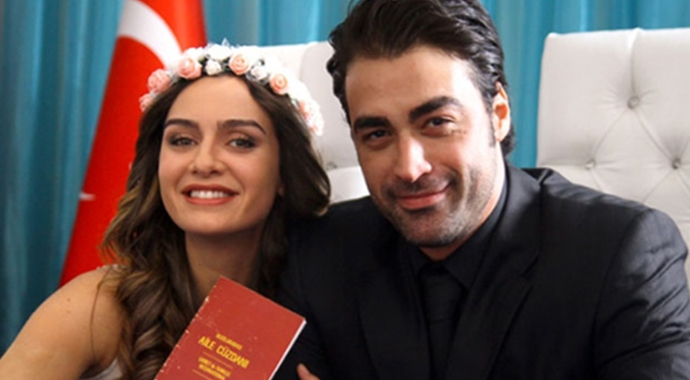 Birce Akalay&#039;dan o haberlere sert cevap!