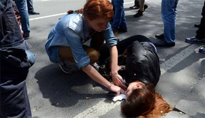 Taksim'de kaza şoku! Taksim'de kaza şoku!