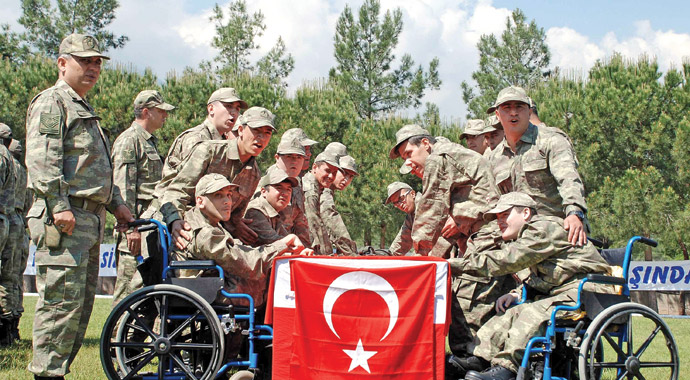 'Özel tertipler' yemin etti 'Özel tertipler' yemin etti