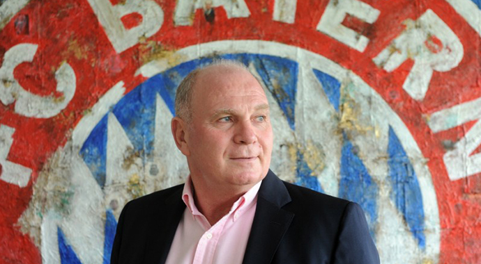 Uli Hoenness'e şantaj yapan adam yakalandı Uli Hoenness'e şantaj yapan adam yakalandı