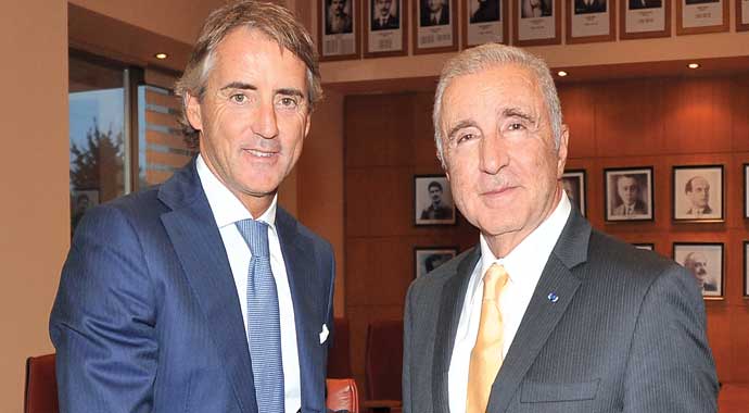 Ünal Aysal, Mancini'ye de eleman dedi Ünal Aysal, Mancini'ye de eleman dedi