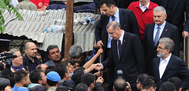 'Dualarımız sizinle Başbakanım' 'Dualarımız sizinle Başbakanım'