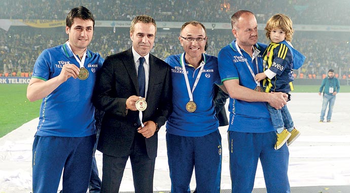 Şampiyonluk Trabzon'da geldi Şampiyonluk Trabzon'da geldi