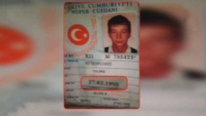 Soma&#039;daki ölen 19 yaşındaki madenci Cemal Yıldız toprağa verildi