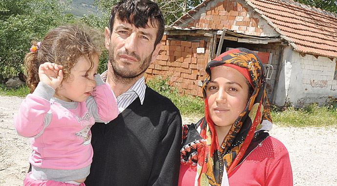 'Çizmemi çıkarayım mı' diyen işçi konuştu: 'O sözleri...' 'Çizmemi çıkarayım mı' diyen işçi konuştu: 'O sözleri...'