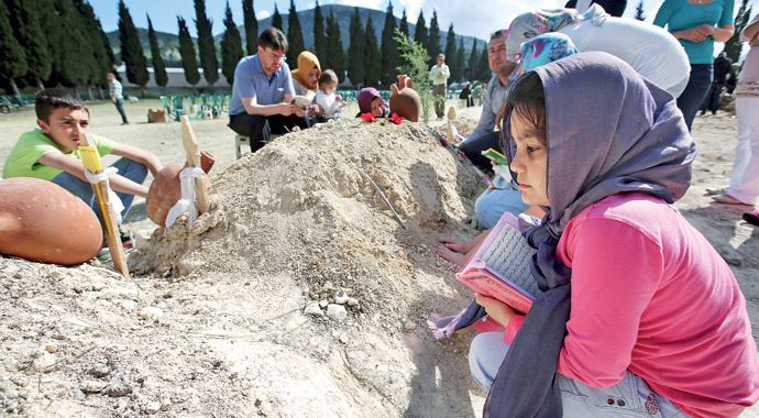 Bütün Türkiye Soma için güç birliği yapıyor Bütün Türkiye Soma için güç birliği yapıyor