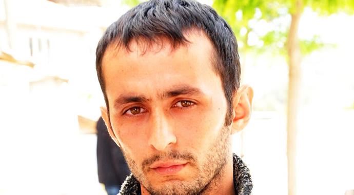 'Cesetlerin üzerinden sürünerek 8,5 saatte çıktım' 'Cesetlerin üzerinden sürünerek 8,5 saatte çıktım'