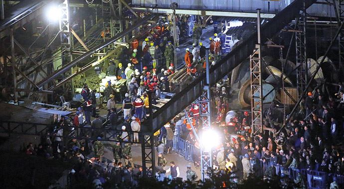 Şehit madenci sayısı 299 oldu... Son 3 işçi kaldı Şehit madenci sayısı 299 oldu... Son 3 işçi kaldı
