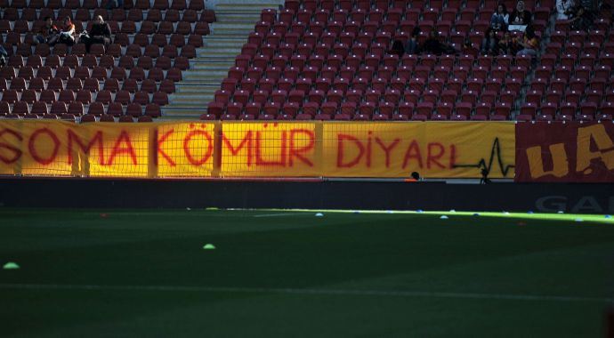 Galatasaray taraftarından Soma'ya destek Galatasaray taraftarından Soma'ya destek