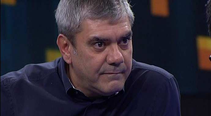 Yılmaz Özdil'e 'müstehak' tepkisi: 'Kalbi kömürden kara...' Yılmaz Özdil'e 'müstehak' tepkisi: 'Kalbi kömürden kara...'