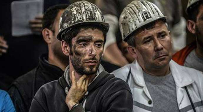 Soma'da 10 kişiden biri madenci Soma'da 10 kişiden biri madenci