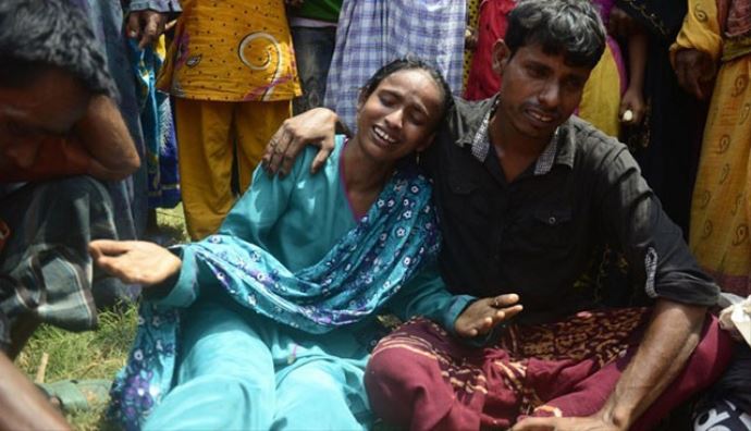 Bangladeş&#039;teki feribot faciasında umutlar tükendi