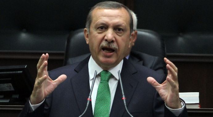 Erdoğan'dan Özdil'e: 'Paranın önünde nasıl diz çöktüğünü söyle' Erdoğan'dan Özdil'e: 'Paranın önünde nasıl diz çöktüğünü söyle'