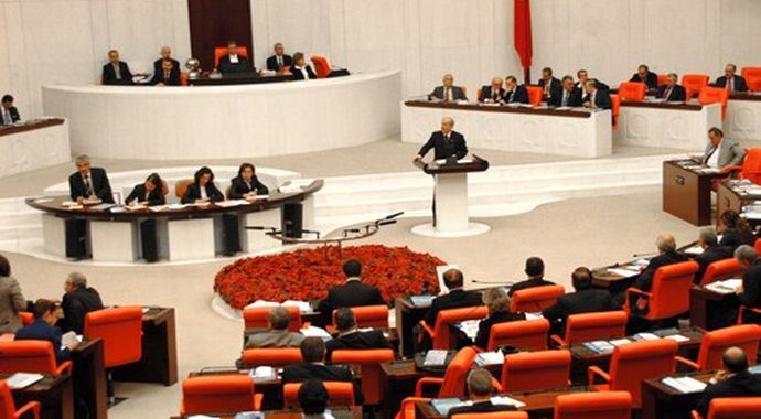 Meclis'te Soma için verilen önergeler birleştirildi Meclis'te Soma için verilen önergeler birleştirildi