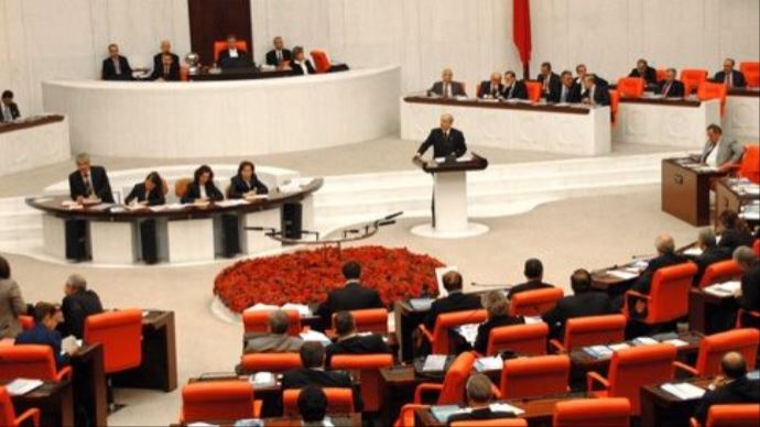 CHP&#039;nin önergesi AK Parti&#039;nin desteği ile kabul edildi