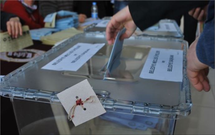 Siirt'te muhtarlık seçimini iptal ettiren ilginç olay Siirt'te muhtarlık seçimini iptal ettiren ilginç olay