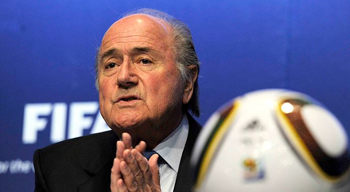 FIFA Başkanı Blatter'den Soma mesajı FIFA Başkanı Blatter'den Soma mesajı