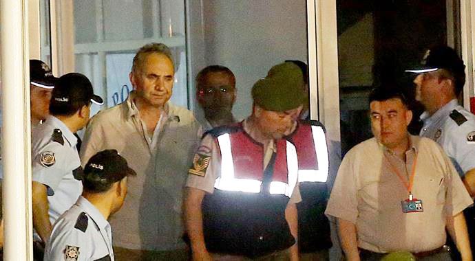 Soma faciasının sorumluları suçu birbirlerine attı Soma faciasının sorumluları suçu birbirlerine attı